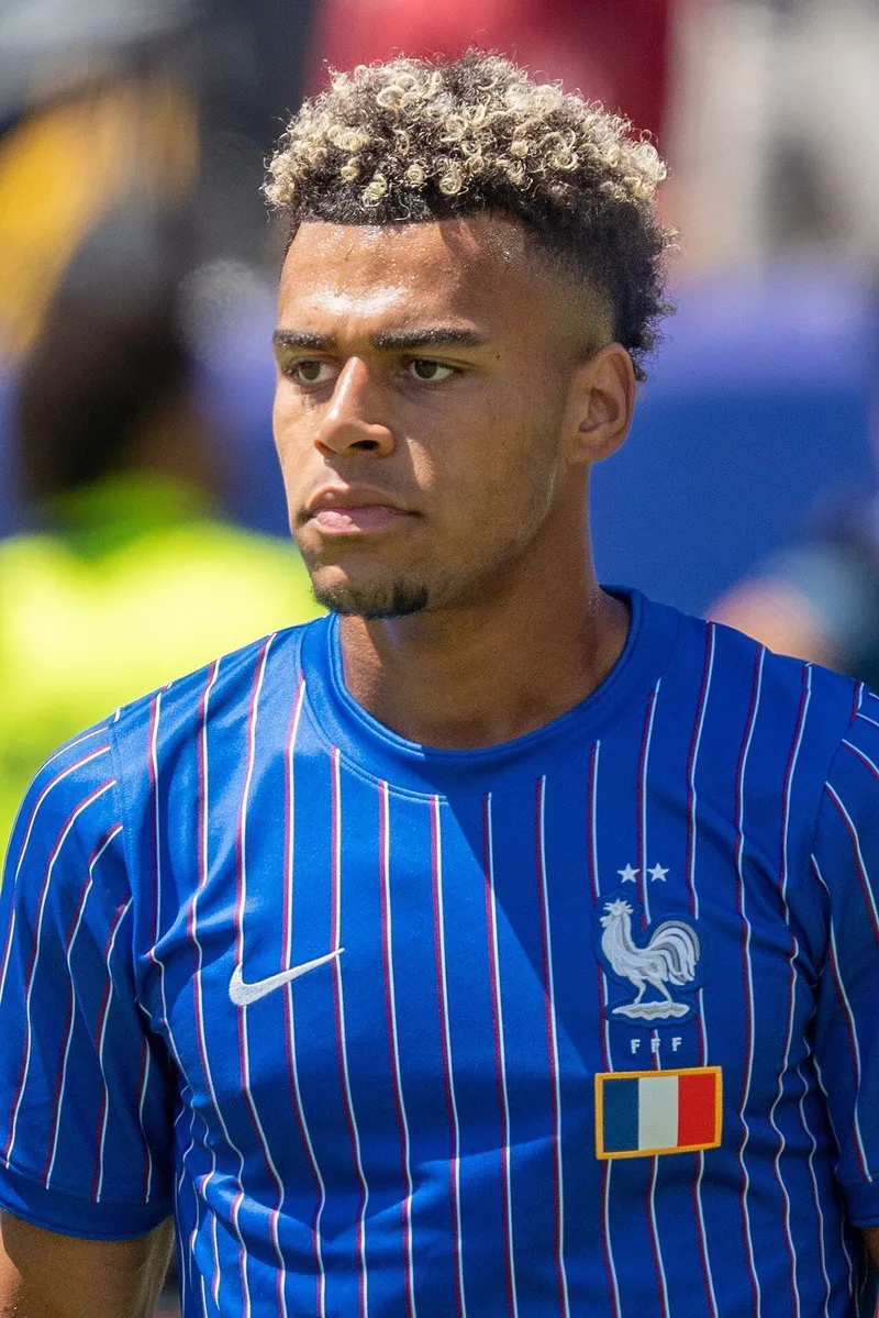 Désiré Doué — Paris Saint-Germain